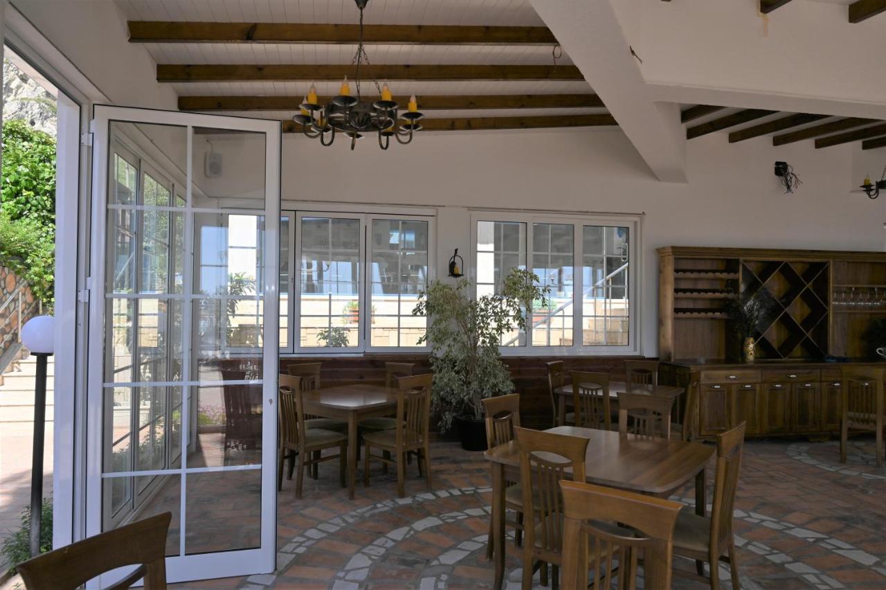 Grand G&T Ξενοδοχείο Škalngur Εξωτερικό φωτογραφία